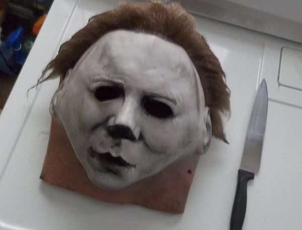 michael myers mask halloween dec2014 01
