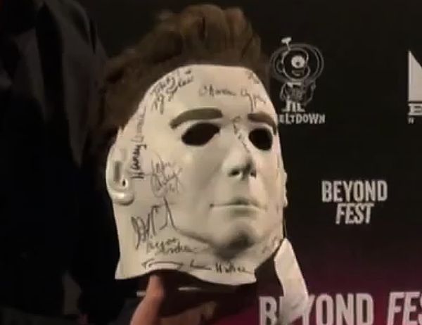michael myers mask with autographs 05