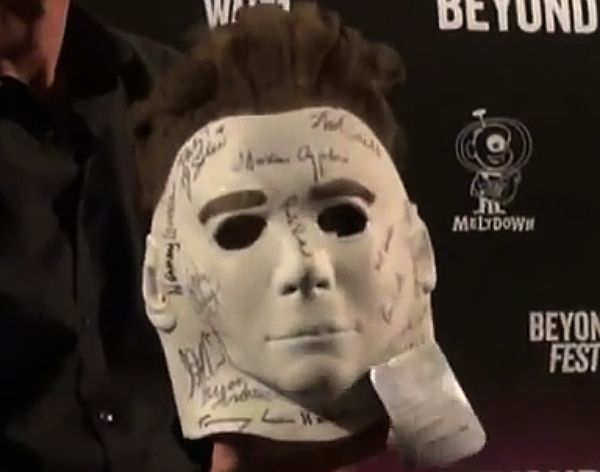 michael myers mask with autographs 06