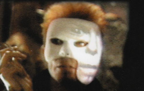 michael myers mask looks like david bowie 01