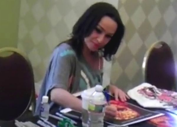 monster mania 24 danielle harris 01