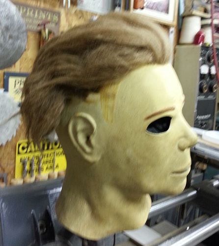 michael myers mask don post 1985 07